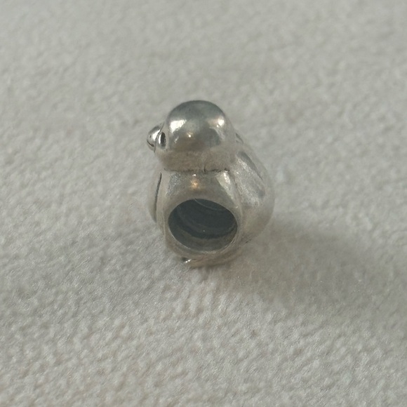 Pandora Penguin Smooth Head Charm Bead 790423 RETIRED - Picture 4 of 6
